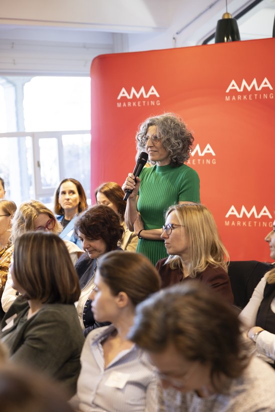 Accessories,  Adult,  Audience,  Crowd,  Female,  Glasses,  People,  Person,  Woman,  Wristwatch