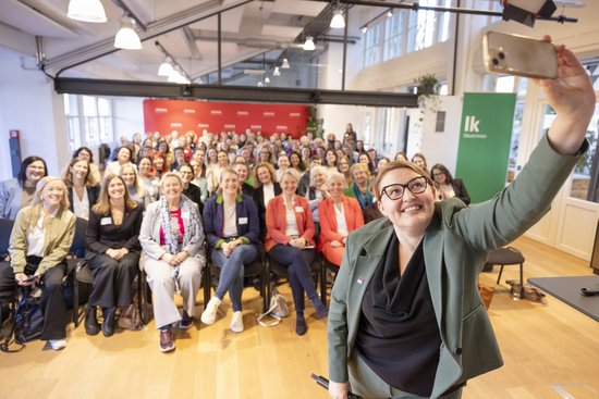 Adult,  Crowd,  Face,  Female,  Glasses,  Handbag,  People,  Person,  Shoe,  Woman